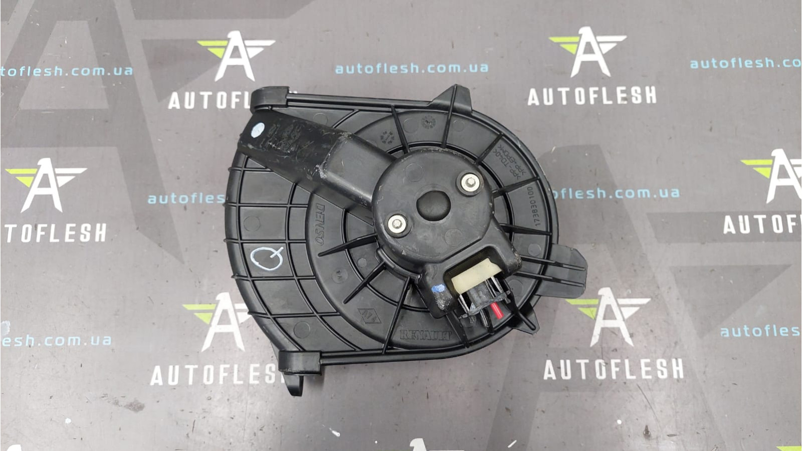 Моторчик печки 7701068976, 7701068992, 173830100 Mercedes Citan Renault Kangoo 2 бу Моторчик печки 7701068976, 7701068992, 173830100 Mercedes Citan Renault Kangoo 2 бу